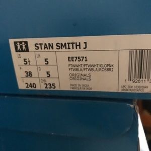 ADIDAS WOMENS SHOES (LOT OF 5 SHOES)